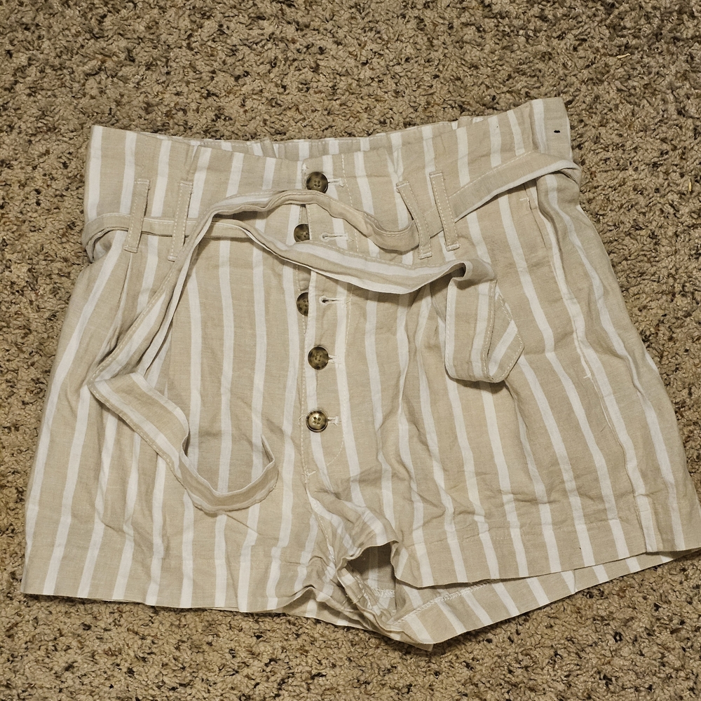 Abercrombie & Fitch High-Waisted Striped Linen Shorts | Size M